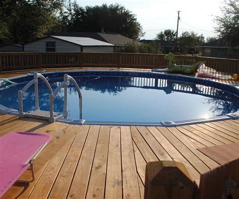 how much do sales reps make for blue world pools
